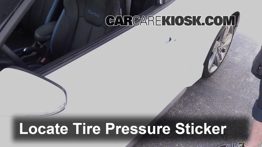 2013 Hyundai Veloster Turbo 1.6L 4 Cyl. Turbo Tires & Wheels Check Tire Pressure